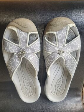 KEEN Bali Slide Hybrid Sandals,Floral Print,Women's 8